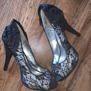 LuLu Townsend Heels. Hardly worn